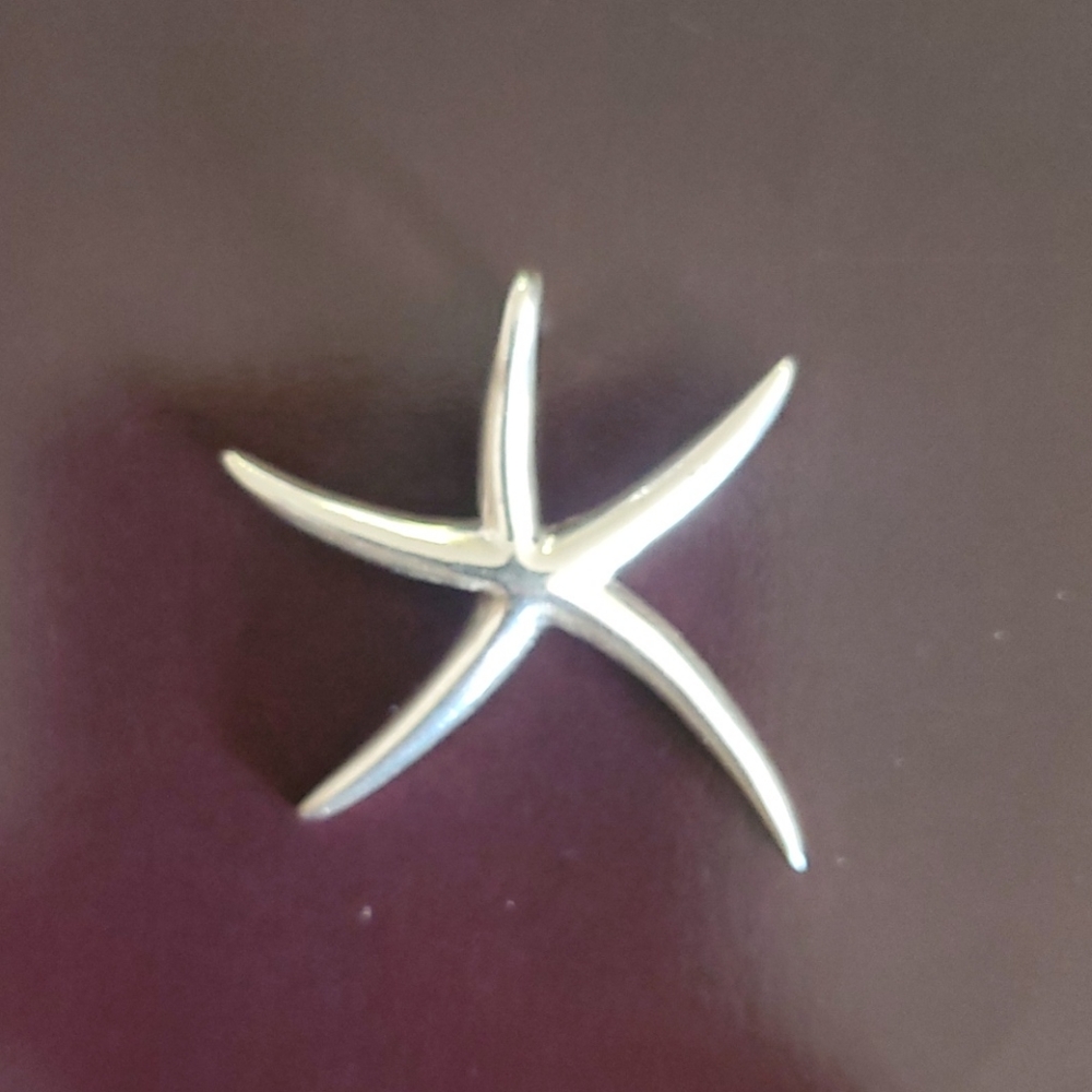 Starfish silver pendant
